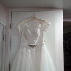 Wedding Dress - Off White - Mingda's Dress